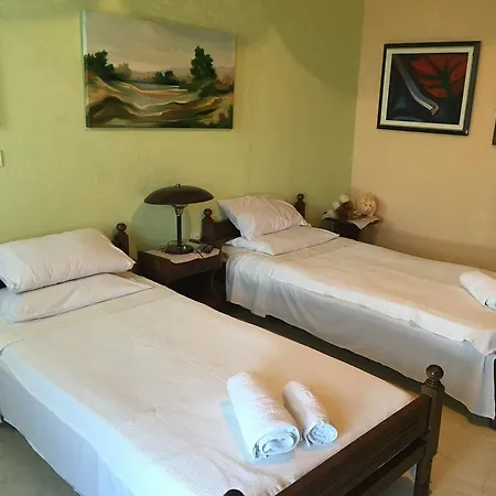 Vangelis Apartamento
